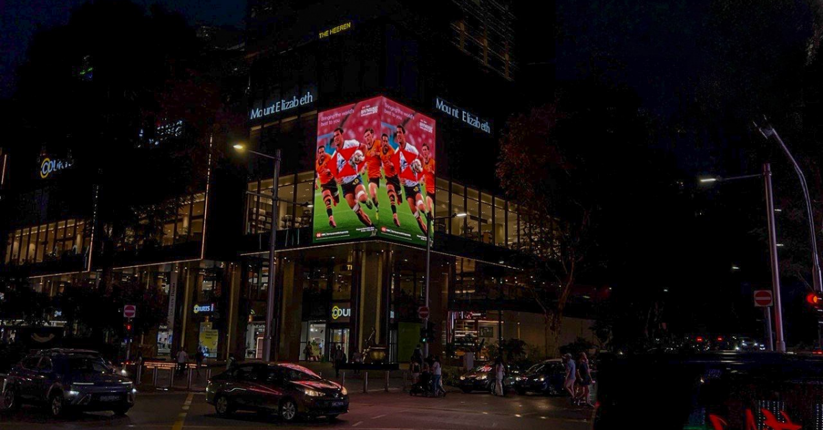 HSBC campaign photo 3