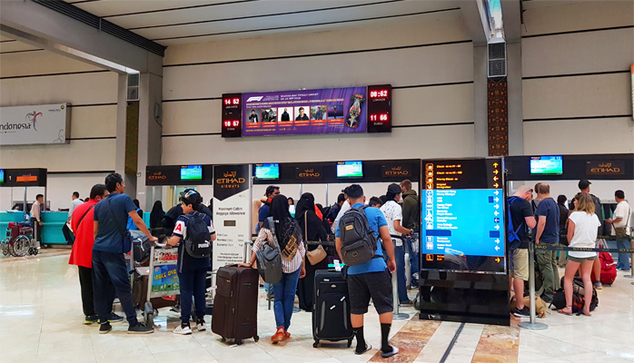 Formula 1 Singapore Grand Prix at Digital Departure Immigration (T3 International Departure)