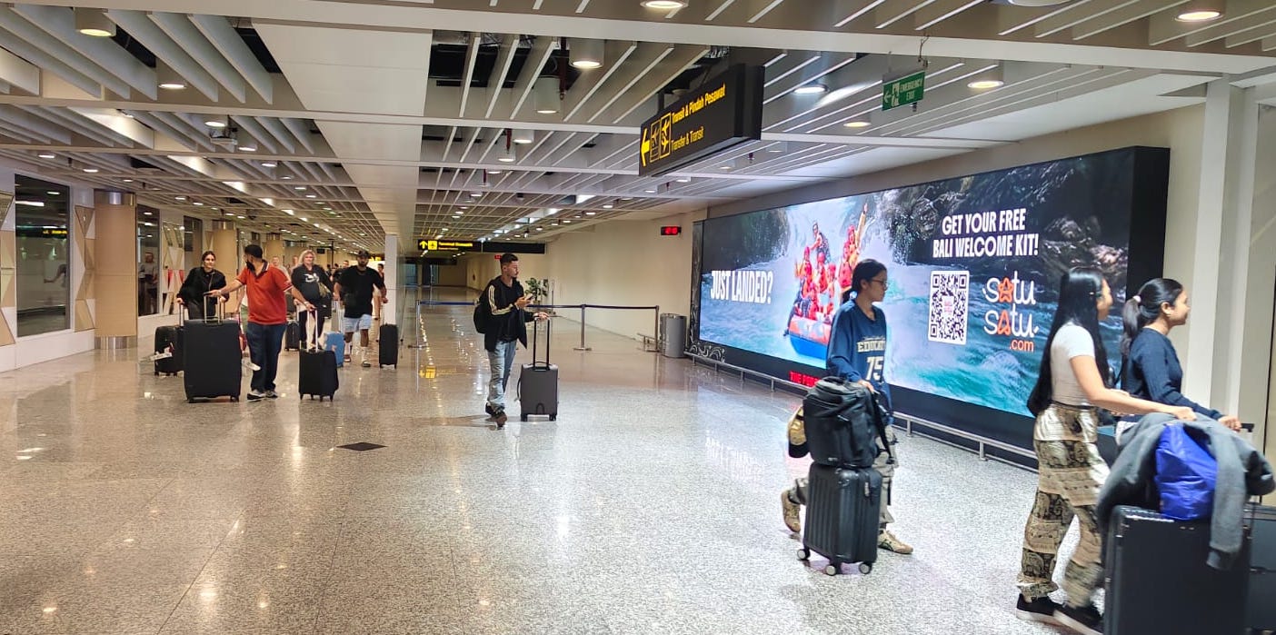 Satu Satu.com at Spectacular Arrival LED Wall