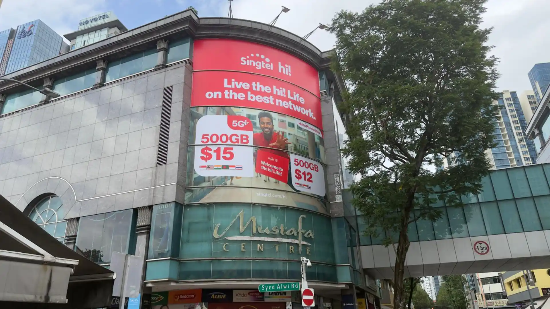 Singtel - OOH Media