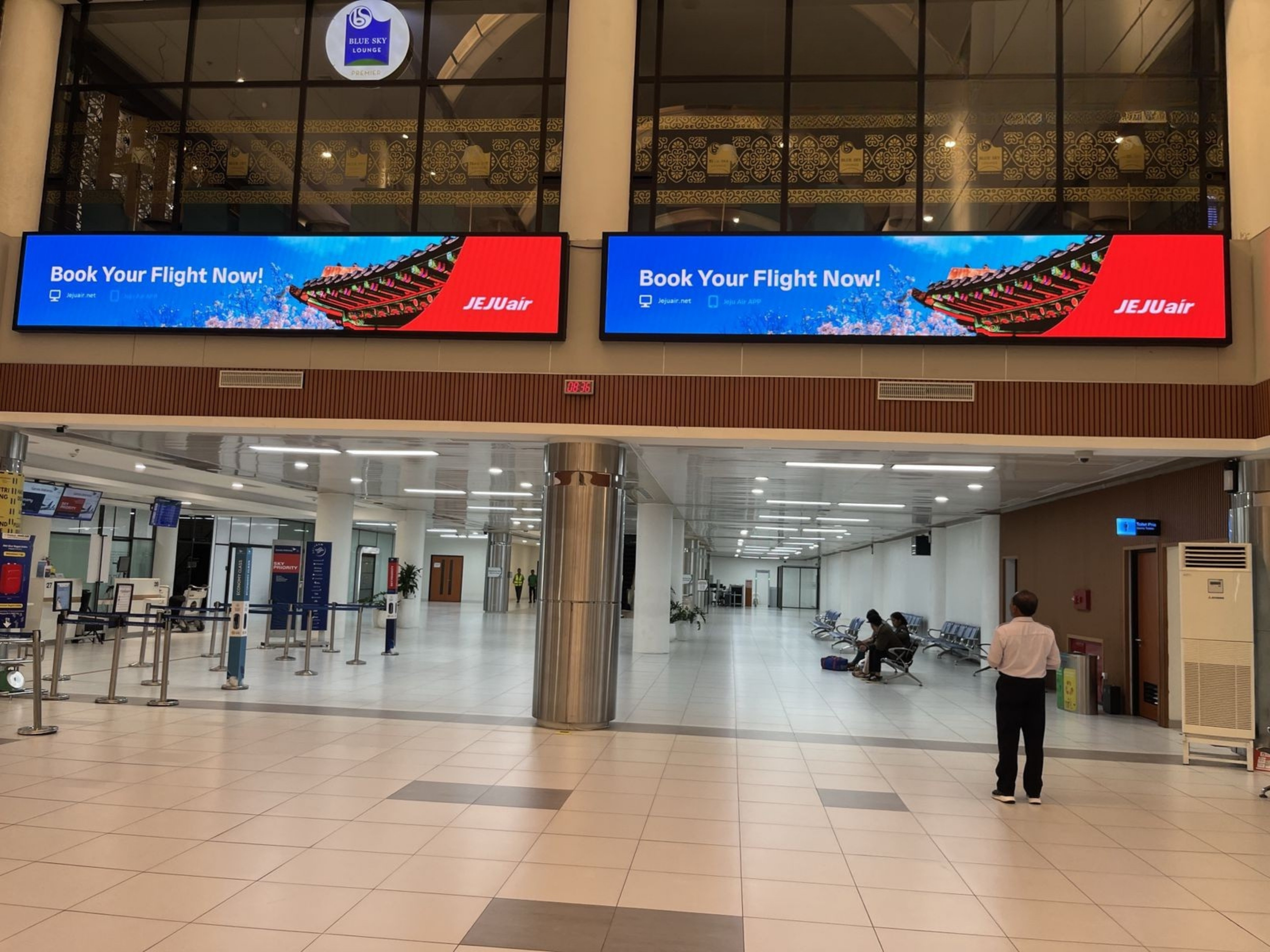 Departure Check In Area (Hang Nadim Airport Batam)
