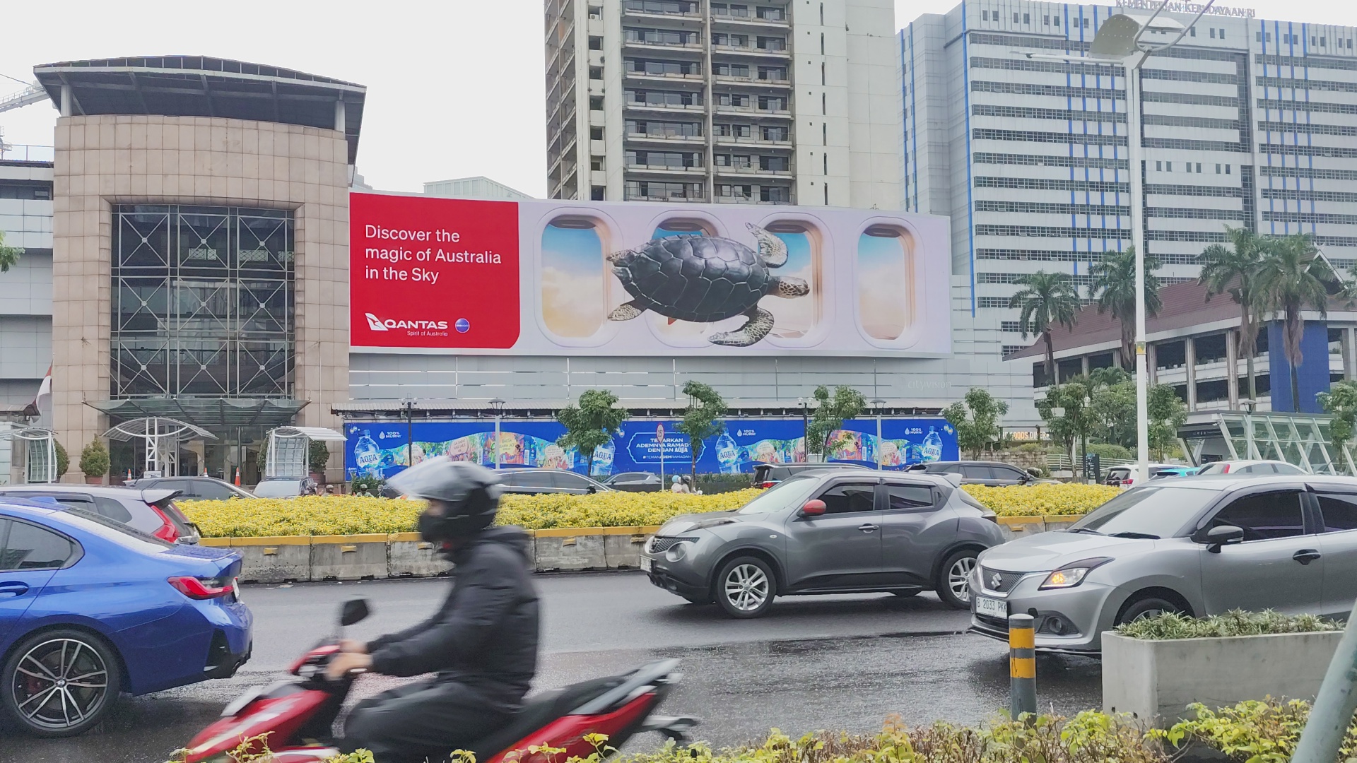 Ratu Plaza LED
